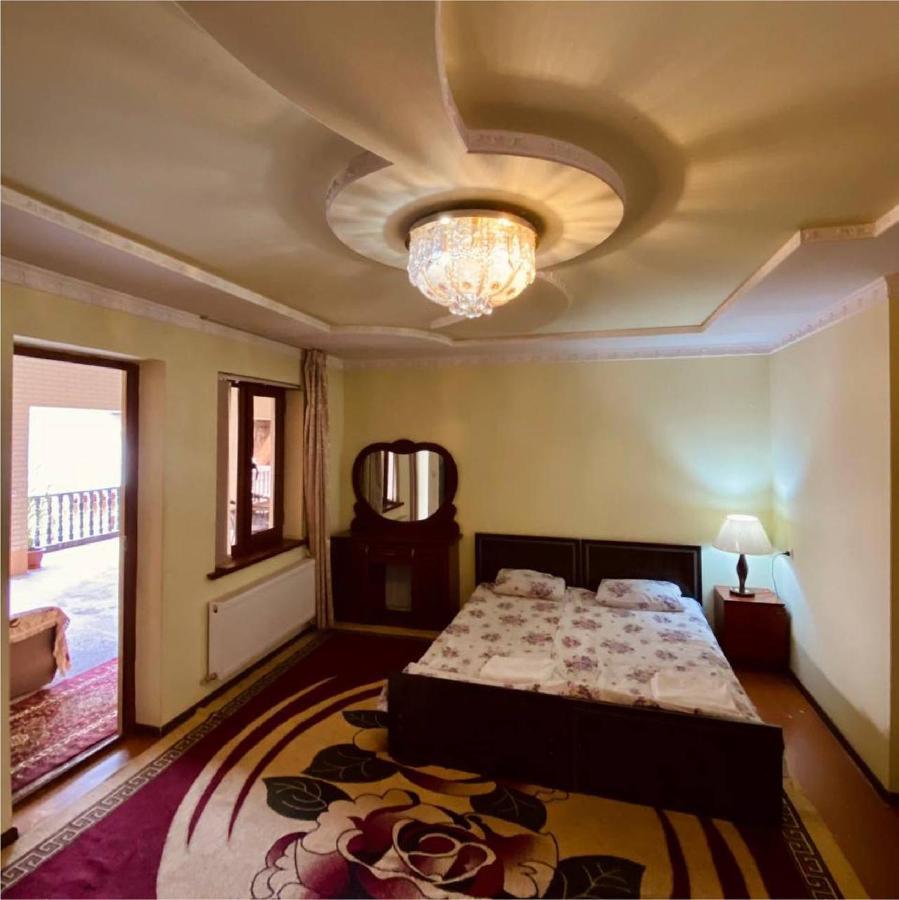 Hotel Rahmon Samarkand Esterno foto